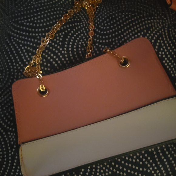 Backpack 3 way purse with accessories - Picture 3 of 4